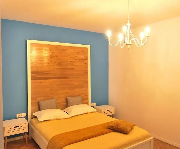 New In Berindey - Historical Center, Universitate Βουκουρέστι