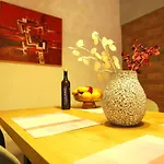 Апартаменти New In Berindey - Historical Center, Universitate