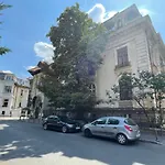 New In Berindey - Historical Center, Universitate Апартаменти