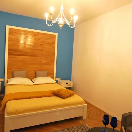 Berindey French Villa, City Center, Bucharest בוקרשט