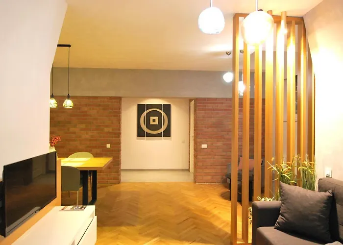 Apartman New In Berindey - Historical Center, Universitate