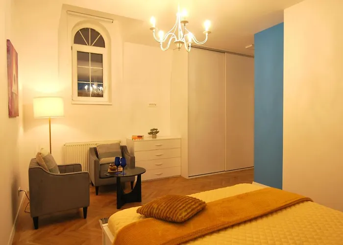 New In Berindey - Historical Center, Universitate Bukarest