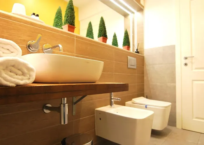 New In Berindey - Historical Center, Universitate Apartman *