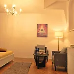 New In Berindey - Historical Center, Universitate דירה