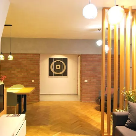 Apartament New In Berindey - Historical Center, Universitate