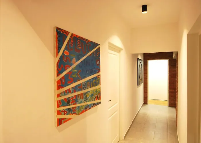 New In Berindey - Historical Center, Universitate *